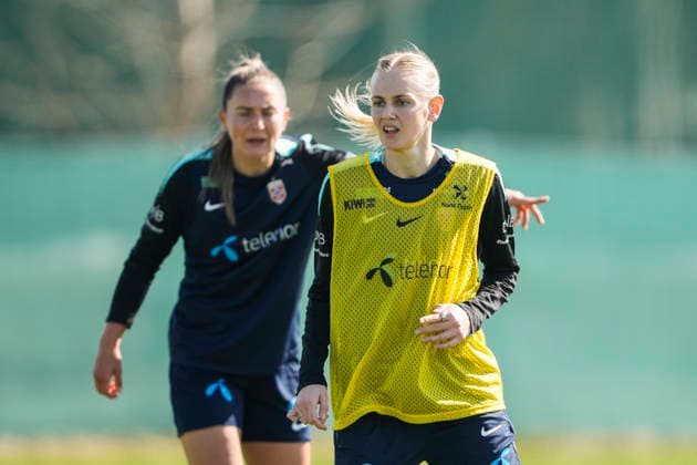 The women s national team is preparing for the World Cup qualifier against Slovenia Lillestrom 20260416 Karina Saevik during training for the women s national football team at Vigernesjordet in Lillestrom before the World Cup qualifier against Slovenia Photo Amanda Pedersen Giske NTB Lillestrom Norway EDITORIAL USE ONLY RESTRICTED USE FOR BETTING COMPANIES  Copyright: xAmandaxPedersenxGiskexx xNTBx