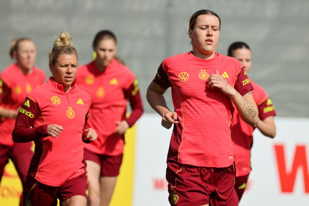 Herzogenaurach, Germany 16 April 2026 Preparation for the Womens World Cup qualifier Austria vs Germany Training in Herzogenaurach In the picture Larissa Mühlhaus Muehlhaus Germany Copyright: HMBxMedia MadeleinexFantini