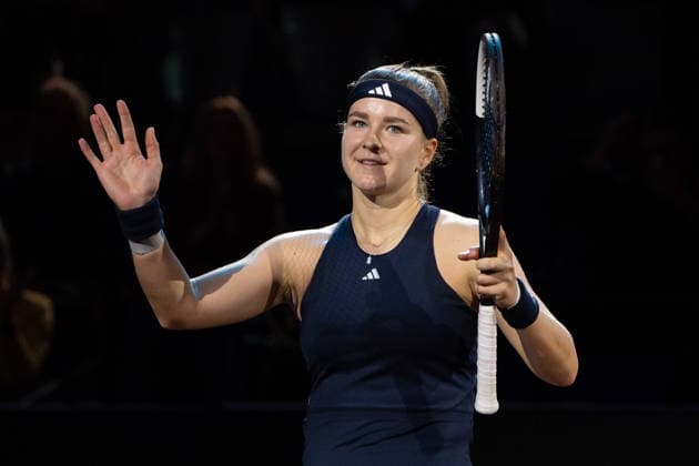 Karolina Muchova CZE , Cheers, Joy, Emotion, GER, Karolina Muchova vs Elise Mertens, Tennis, ATP Tournament, WTA 500, Porsche Tennis Grand Prix, 15 04 2026, GER, Karolina Muchova vs Elise Mertens, Tennis, ATP Tournament, WTA 500, Porsche Tennis Grand Prix, 15 04 2026, Stuttgart Copyright: xEibner-Pressefoto EdwardxCheungx EP_ECG