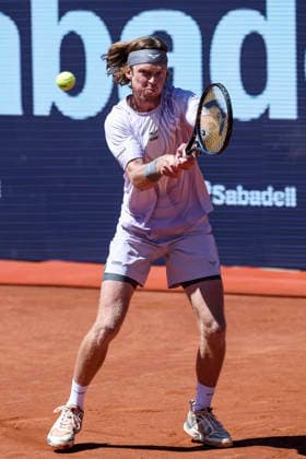 April 16, 2026, Barcelona, Barcelona, Spain: Andrey Rublev of Russia in action against Lorenzo Sonego of Italy during the Round of 16 tennis match of the Barcelona Open Banc Sabadell - Conde Godo 2026 Day 6 at Real Club de Tenis Barcelona on April 16, 2026 in Barcelona, Spain. Barcelona Spain - ZUMAa181 20260416_zaa_a181_047 Copyright: xJavierxBorregox