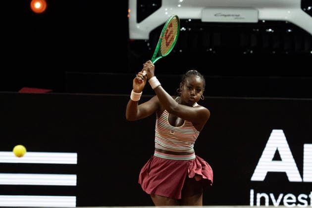 Alycia Parks USA in the picture on the ball, action GER, Alycia Parks vs Mirra Andreeva, Tennis, ATP Tournament, WTA 500, Porsche Tennis Grand Prix, 15 04 2026, GER, Alycia Parks vs Mirra Andreeva, Tennis, ATP Tournament, WTA 500, Porsche Tennis Grand Prix, 15 04 2026, Stuttgart Copyright: xEibner-Pressefoto EdwardxCheungx EP_ECG