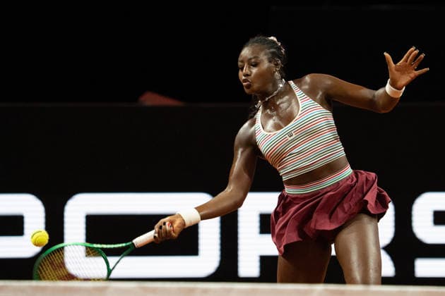 Alycia Parks USA in the picture on the ball, action GER, Alycia Parks vs Mirra Andreeva, Tennis, ATP Tournament, WTA 500, Porsche Tennis Grand Prix, 15 04 2026, GER, Alycia Parks vs Mirra Andreeva, Tennis, ATP Tournament, WTA 500, Porsche Tennis Grand Prix, 15 04 2026, Stuttgart Copyright: xEibner-Pressefoto EdwardxCheungx EP_ECG