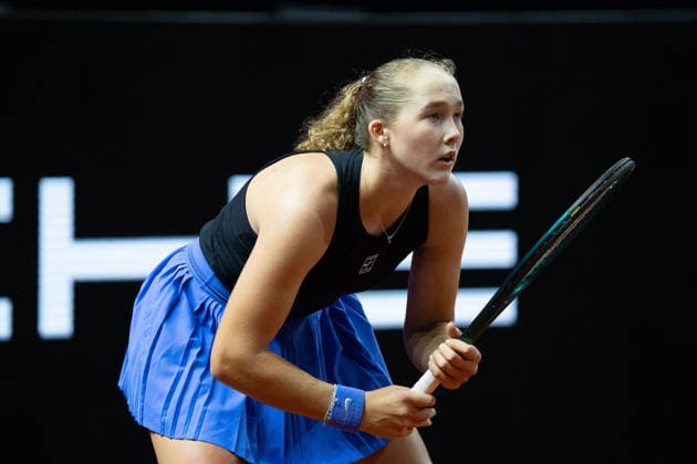 Mirra Andreeva RUS on the ball, action, GER, Alycia Parks vs Mirra Andreeva, Tennis, ATP Tournament, WTA 500, Porsche Tennis Grand Prix, 15 04 2026, GER, Alycia Parks vs Mirra Andreeva, Tennis, ATP Tournament, WTA 500, Porsche Tennis Grand Prix, 15 04 2026, Stuttgart Copyright: xEibner-Pressefoto EdwardxCheungx EP_ECG