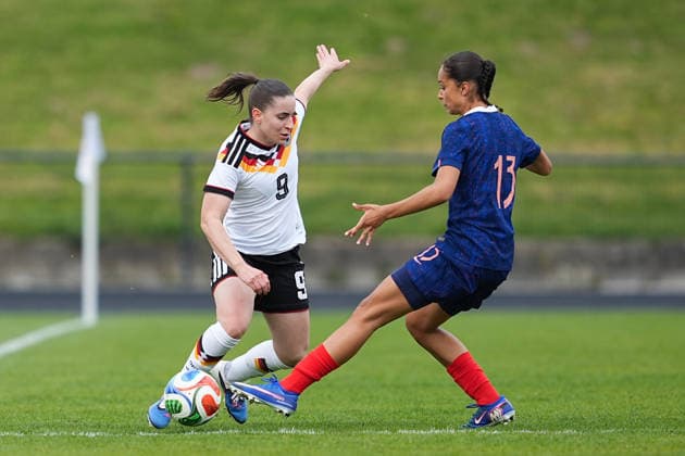 Football, Women, U19, European Championship Qualifier, Germany - France