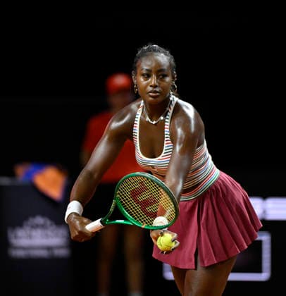 Alycia Parks USA Action Serve Tennis Womens Porsche Cup Porsche Tennis Grand Prix GP Stuttgart 2026 Porsche Arena 11 19 04 2026 DFL REGULATIONS PROHIBIT ANY USE OF PHOTOGRAPHS AS IMAGE SEQUENCES AND OR QUASI VIDEO Tennis Womens Porsche Cup Porsche Tennis Grand Prix GP Stuttgart 2026