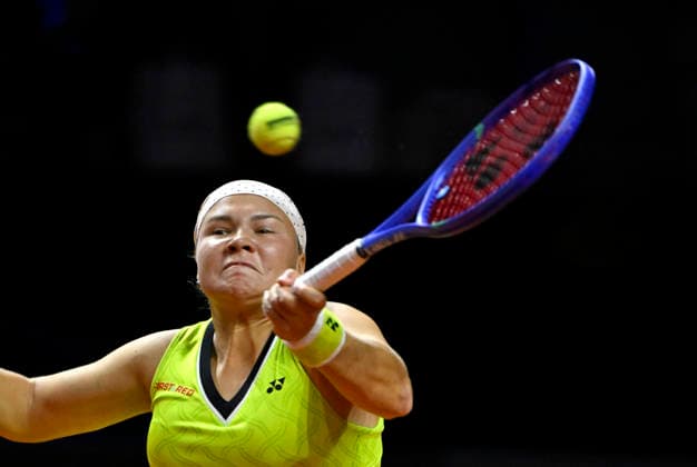 Diana Maximovna Shnaider Schnaider RUS Action Tennis Ladies Porsche Cup Porsche Tennis Grand Prix GP Stuttgart 2026 Porsche Arena 11 19 04 2026 DFL REGULATIONS PROHIBIT ANY USE OF PHOTOGRAPHS AS IMAGE SEQUENCES AND OR QUASI VIDEO Tennis Ladies Porsche Cup Porsche Tennis Grand Prix GP Stuttgart 2026