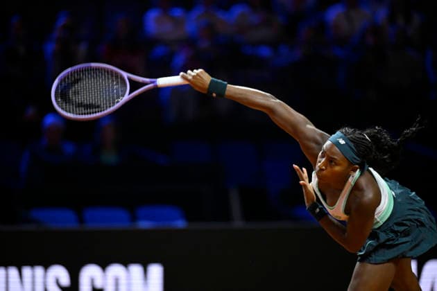 Coco Gauff USA Action Serve Tennis Womens Porsche Cup Porsche Tennis Grand Prix GP Stuttgart 2026 Porsche Arena 11 19 04 2026 DFL REGULATIONS PROHIBIT ANY USE OF PHOTOGRAPHS AS IMAGE SEQUENCES AND OR QUASI VIDEO Tennis Womens Porsche Cup Porsche Tennis Grand Prix GP Stuttgart 2026