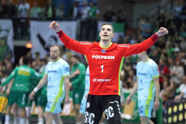 Handball DAIKIN HBL, SC DHfK Leipzig VfL Gummersbach 16 04 2026 Goalkeeper Dominik Kuzmanovic 1, VfL Gummersbach Handball, DAIKIN HBL, 1 Bundesliga, Season 2025 2026, 21 Matchday Catch-up SC DHfK Leipzig vs VfL Gummersbach on 16 04 2026 at Quarterback Immobilien Arena Leipzig Copyright: xBEAUTIFULxSPORTS JanxKaeferx