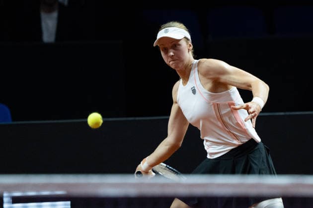 Liudmila Samsonova RUS on the ball, Action, GER, Liudmila Samsonova vs Coco Gauff, Tennis, ATP Tournament, WTA 500, Porsche Tennis Grand Prix, 15 04 2026, GER, Liudmila Samsonova vs Coco Gauff, Tennis, ATP Tournament, WTA 500, Porsche Tennis Grand Prix, 15 04 2026, Stuttgart Copyright: xEibner-Pressefoto EdwardxCheungx EP_ECG