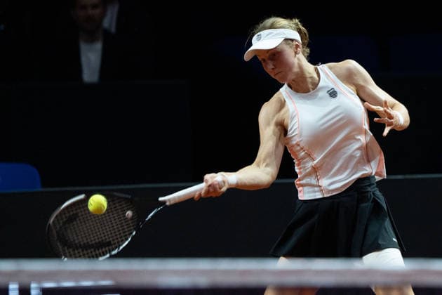 Liudmila Samsonova RUS on the ball, Action, GER, Liudmila Samsonova vs Coco Gauff, Tennis, ATP Tournament, WTA 500, Porsche Tennis Grand Prix, 15 04 2026, GER, Liudmila Samsonova vs Coco Gauff, Tennis, ATP Tournament, WTA 500, Porsche Tennis Grand Prix, 15 04 2026, Stuttgart Copyright: xEibner-Pressefoto EdwardxCheungx EP_ECG