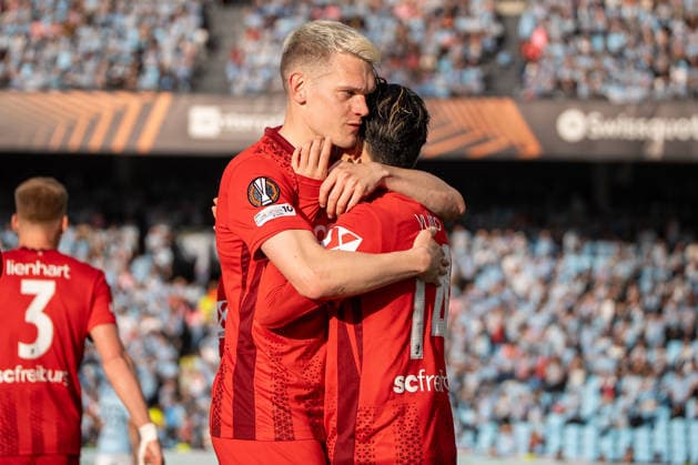 Yuito Suzuki celebrating with Matthias Ginter seen during UEFA Europa League quarterfinal game between teams of RC Celta de Vigo and SC Freiburg at Estadio de Balaidos (Marta Lopez Ball Raw Images PT) Vigo Estadio de Balaidos Spain Copyright: xMartaxLopezx ML_CELvSB-17