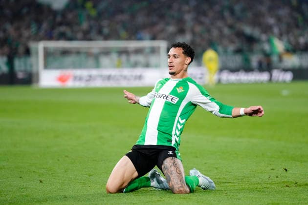 Real Betis Balompie v SC Braga - UEFA Europa League 2025 26 Quarter-Final Second Leg Antony right winger of Betis and Brazil celebrates after scoring his sides first goal during the UEFA Europa League 2025 26 Quarter-Final Leg Two match between Real Betis Balompie and SC Braga at estadio La Cartuja on April 16, 2026 in Seville, Spain. Sevilla Spain  Copyright: xJosexBretonx originalFilename:bretonhernandez-realbeti260416_npLtR.jpg