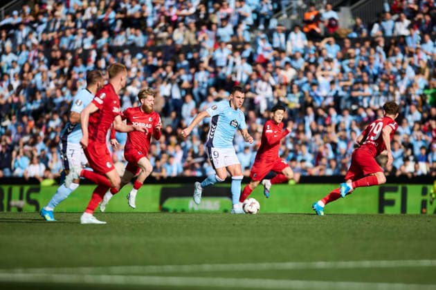 RC Celta de Vigo v SC Freiburg - UEFA Europa League VIGO, SPAIN - APRIL 16: Feran Jutgla of Celta de Vigo runs with the ball during the UEFA Europa League 2025 26 Quarter-Final Leg Two match between Real Club Celta and SC Freiburg at Estadio Balaidos on April 16, 2026 in Vigo, Spain. Vigo Estadio Abanca Balaidos Spain Copyright: xDiegoxSimonx