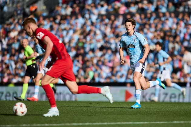 RC Celta de Vigo v SC Freiburg - UEFA Europa League VIGO, SPAIN - APRIL 16: Fer Lopez of Celta de Vigo runs after the ball during the UEFA Europa League 2025 26 Quarter-Final Leg Two match between Real Club Celta and SC Freiburg at Estadio Balaidos on April 16, 2026 in Vigo, Spain. Vigo Estadio Abanca Balaidos Spain Copyright: xDiegoxSimonx