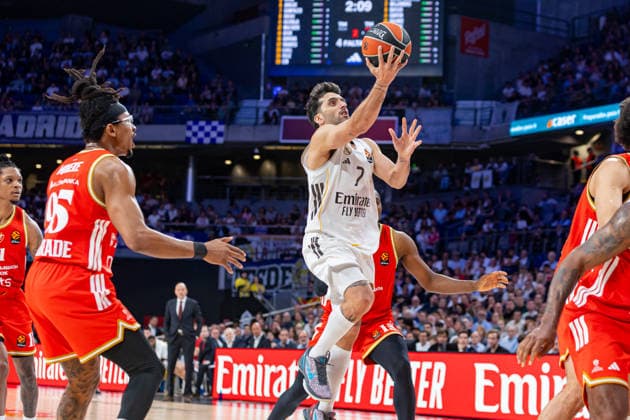 ESP Real Madrid v Crvena Zvezda Meridianbet Belgrade Euroleague Facundo Campazzo of Real Madrid during the Euroleague match, between Real Madrid and Crvena Zvezda Meridianbet Belgrade played at Movistar Arena Stadium on April 16, 2026 in Madrid Spain Madrid Spain Basketball Copyright: xAlbaxPachecox xAgenciaxLOFx