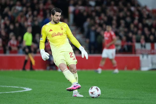 NOTTINGHAM, ENGLAND - APRIL 16: Stefan Ortega of Nottingham Forest on the ball during the UEFA Europa league quarter final football match between Nottingham Forest and FC Porto at City Ground on April 16, 2026 in Nottingham, England Copyright: xPaulxBonserx xSportsxPressxPhotox Sportspressphoto_SPR130970
