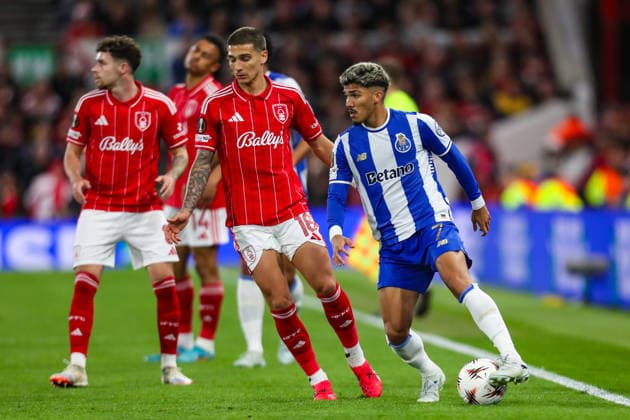 Nottingham Forest v FC Porto, UEFA Europa League William Gomes Of FC Porto on the ball during the Nottingham Forest v FC Porto UEFA Europa League match at the City Ground, West Bridgford, England on 16 April 2026 Credit: Lee Keuneke Every Second Media Editorial use only. All images are copyright Every Second Media Limited. No images may be reproduced without prior permission. Copyright: xIMAGO EveryxSecondxMediax ESM-1913-0050 LeexKeunekex xEveryxSecondxMediax