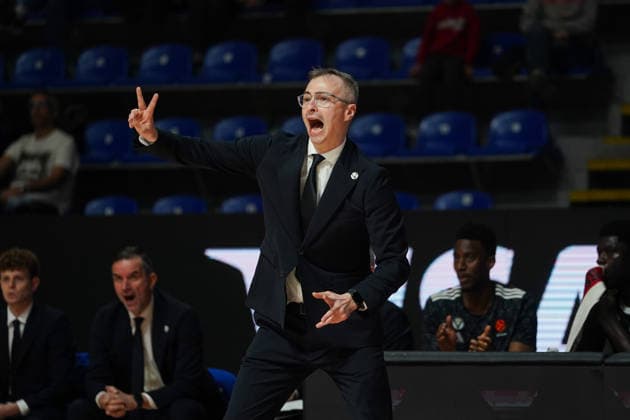 April 16, 2026, Belgrade, Central Serbia, Serbia: 2026416, Belgrade, Serbia - Maccabi Rapyd Tel Aviv and Virtus Bologna play a EuroLeague basketball game at the Aleksandar Nikolic Hall. JAKOVLJEVIC NENEAD in action. Belgrade Serbia - ZUMAd223 20260416_zip_d223_013 Copyright: xMarkoxDimicx