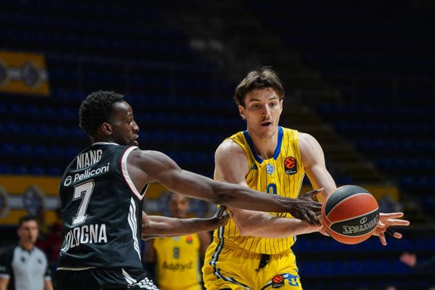 April 16, 2026, Belgrade, Central Serbia, Serbia: 2026416, Belgrade, Serbia - Maccabi Rapyd Tel Aviv and Virtus Bologna play a EuroLeague basketball game at the Aleksandar Nikolic Hall. SORKIN ROMAN in action. Basketball 2026: EuroLeague: Maccabi Rapyd Tel Aviv 85:89 Virtus Bologna  - ZUMAd223 20260416_zip_d223_004 Copyright: xMarkoxDimicx