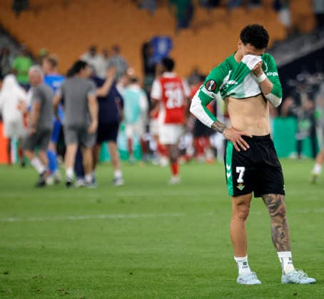 SEVILLA 16 04 2026 ESTADIO DE LA CARTUJA PARTIDO DE VUELTA DE CUARTOS DE FINAL DE UEFA EUROPA LEAGUE REAL BETIS-SPORTING BRAGA .archsev FOTO MANUEL GOMEZ SEVILLA 16 04 2026 ESTADIO DE LA CARTUJA PARTIDO DE VUELTA DE CUARTOS DE FINAL DE UEFA EUROPA LEAGUE REAL BETIS-SPORTING BRAGA .archsev FOTO MANUEL GOMEZ EL BETIS CAE ELIMINADO *** SEVILLE 16 04 2026 ESTADIO DE LA CARTUJA UEFA EUROPA LEAGUE QUARTER-FINAL RETURN MATCH REAL BETIS SPORTING BRAGA archsev PHOTO MANUEL GOMEZ SEVILLE 16 04 2026 ESTADIO DE LA CARTUJA UEFA EUROPA LEAGUE QUARTER-FINAL RETURN MATCH REAL BETIS SPORTING BRAGA archsev PHOTO MANUEL GOMEZ EL BETIS FALLS ELIMINATED Copyright: xMANUxGOMEZx