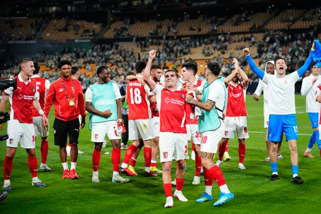 Real Betis Balompie v SC Braga - UEFA Europa League 2025 26 Quarter-Final Second Leg Braga players celebrates the victory after winning the UEFA Europa League 2025 26 Quarter-Final Leg Two match between Real Betis Balompie and SC Braga at estadio La Cartuja on April 16, 2026 in Seville, Spain. Sevilla Spain  Copyright: xJosexBretonx originalFilename:bretonhernandez-realbeti260416_npoLr.jpg
