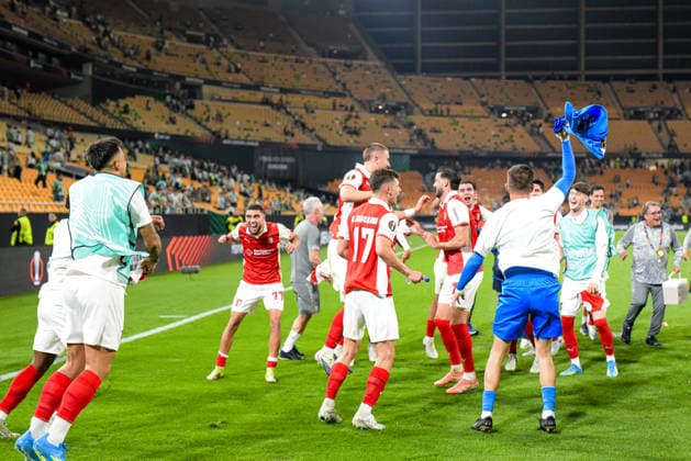 Real Betis Balompie v SC Braga - UEFA Europa League SEVILLA, SPAIN - APRIL 16: Players of SC Braga reaction after win the UEFA Europa League 2025 26 Quarter-Final match between SC Braga and Real Betis Balompie at Estadio Estadio La Cartuja on April 16, 2026 in Sevilla, Spain (Photo by Samuel Carreno) Sevilla Sevilla Andalucia Spain Copyright: xSamuelxCarrenox 000_1700A