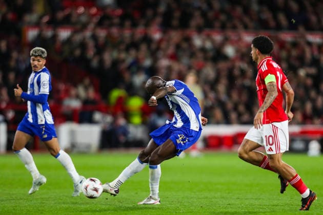 Nottingham Forest v FC Porto, UEFA Europa League Seko Fofana Of FC Porto shoots at goal during the Nottingham Forest v FC Porto UEFA Europa League match at the City Ground, West Bridgford, England on 16 April 2026 Credit: Lee Keuneke Every Second Media Editorial use only. All images are copyright Every Second Media Limited. No images may be reproduced without prior permission. Copyright: xIMAGO EveryxSecondxMediax ESM-1913-0061 LeexKeunekex xEveryxSecondxMediax
