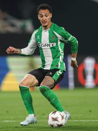ESP: Real Betis-SC Braga. UEFA Europa League. Quarter-Finals, second Leg. Antony Dos Santos of Real Betis during the UEFA Europa League match, Quarter-Finals, second leg between Real Betis and SC Braga. Olimpico de la Cartuja Stadium on April 17, 2026 in Sevilla, Spain. kpng Copyright: xAntonioxPozox xPRESSINPHOTOx AP_260417_BET_BRA_2526_023