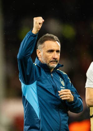 RECORD DATE NOT STATED 16th April 2026; The City Ground, Nottingham, England; UEFA Europa League Football, Nottingham Forest versus Porto; Nottingham Forest Head Coach Vitor Pereira celebrates with the fans after the final whistle GodfreyxPitt