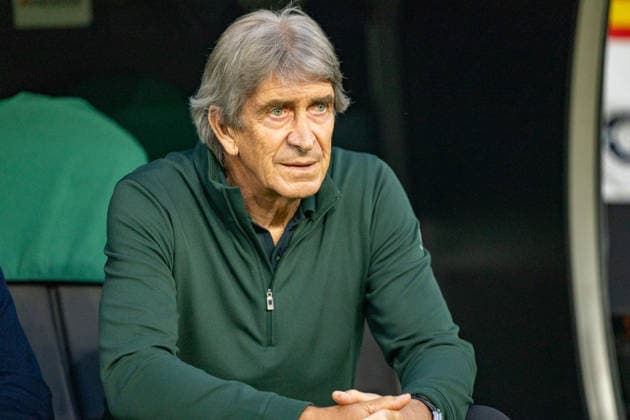 Coach Manuel Luis Pellegrini seen during UEFA Europa League quarterfinal game between teams of Real Betis Balompie and SC Braga (Maciej Rogowski Ball Raw Images) Sevilla Estadio La Cartuja Spain Copyright: xMaciejxRogowskix ROG_RBvBRA-132