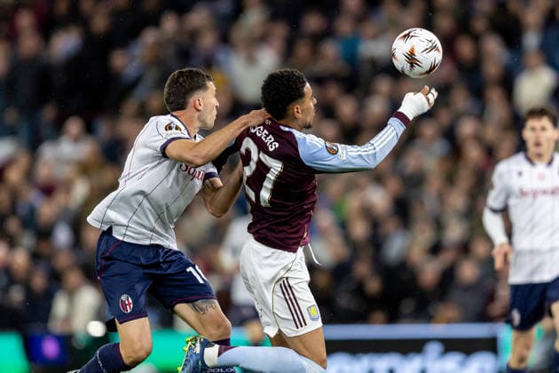 Aston Villa v Bologna, Europa League Aston Villa midfielder Morgan Rogers (27) heads the ball during the Europa League match between Aston Villa and Bologna at Villa Park, Birmingham, UK on 16 April 2026. Birmingham Villa Park West Midlands UK Editorial use only , Copyright: xManjitxNarotrax PSI-24080-0123