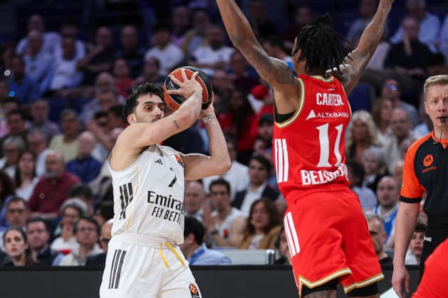April 16, 2026, Madrid, Madrid, Spain: Facundo Campazzo of Real Madrid in action during the Turkish Airlines EuroLeague Regular Season Round 38 match between Real Madrid and Crvena Zvezda Meridianbet Belgrade at Movistar Arena on April 16, 2026, in Madrid, Spain. Real Madrid V Crvena Zvezda Meridianbet Belgrade - Turkish Airlines EuroLeague  - ZUMAa181 20260416_zaa_a181_210 Copyright: xIrinaxR.xHipolitox