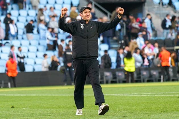 Spain football UEFA Europa League 2025 2026, quarter-final second leg Celta Vigo vs SC Freiburg Balaidos Vigo Julian Schuster SC Freiburg, coach joy, emotions, cheering, gesture, gesticulation, emotion Copyright: xJOERANxSTEINSIEKx