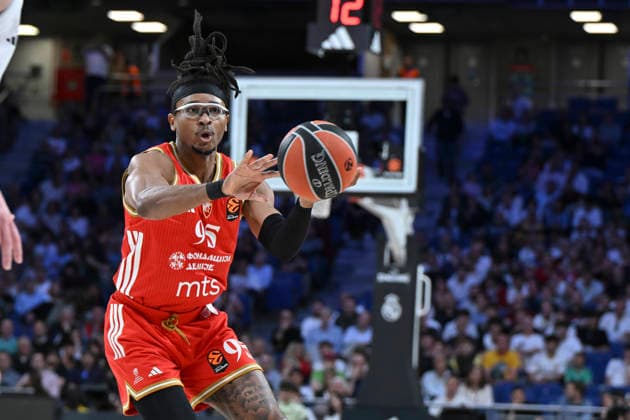 Real Madrid v Crvena Zvezda Meridianbet Belgrade - Euroleague 2025 2026 Chima Moneke of Crvena Zvezda Belgrade during the EuroLeague match Real Madrid and Crvena Zvezda Meridianbet Belgrade at Movistar Arena on April 16, 2026 in Madrid, Spain. Victory of Real Madrid 103-82 Madrid Spain Copyright: xAtilanoxGarciax xSOPAxImagesx photos13413