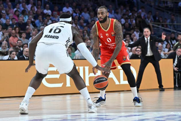 Real Madrid v Crvena Zvezda Meridianbet Belgrade - Euroleague 2025 2026 Codi Miller Mcintyre of Crvena Zvezda Belgrade during the EuroLeague match Real Madrid and Crvena Zvezda Meridianbet Belgrade at Movistar Arena on April 16, 2026 in Madrid, Spain. Victory of Real Madrid 103-82 Madrid Spain Copyright: xAtilanoxGarciax xSOPAxImagesx photos13465