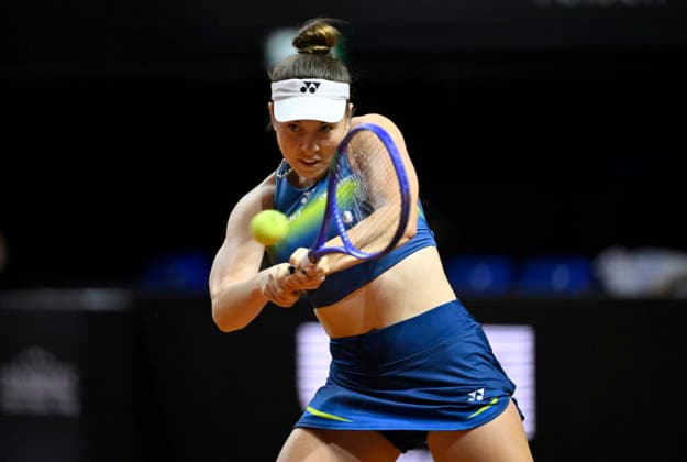 Linda Noskova CZE Action Tennis Ladies Porsche Cup Porsche Tennis Grand Prix GP Stuttgart 2026 Porsche Arena 11 19 04 2026 DFL REGULATIONS PROHIBIT ANY USE OF PHOTOGRAPHS AS IMAGE SEQUENCES AND OR QUASI VIDEO Tennis Ladies Porsche Cup Porsche Tennis Grand Prix GP Stuttgart 2026