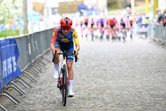 Brabantse Pijl - Fleche Brabanconne Women 2026 Cycling Race OVERIJSE, BELGIUM - APRIL 17 : Adegeest Loes (NED) of Lidl - Trek during the 11th edition of De Brabantse Pijl - La Fleche Brabanconne Women an UCI ProSeries 1.Pro one day cycling road race for Women Elite of 125 km with start in Lennik and finish in Overijse on April 17, 2026 in Overijse, Belgium, 17 04 2026 ( Motordriver Guy De Vuyst - Overijse Belgium  Copyright: xTomasxSiskx
