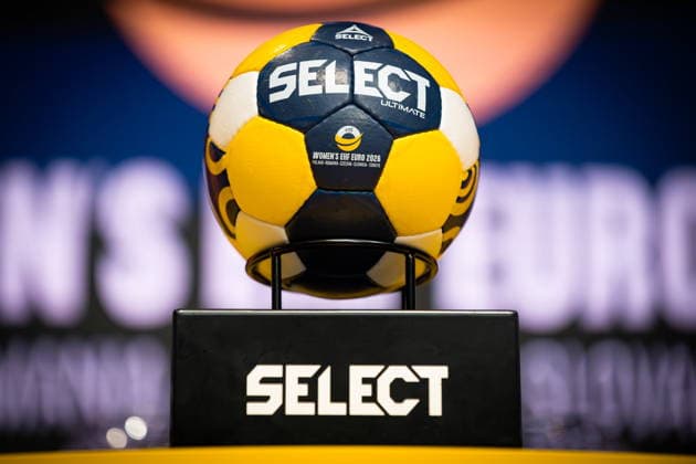 2026.04.16 Katowice pilka reczna Mistrzostwa Europy Kobiet 2026 losowanie Losowanie Mistrzostw Europy Kobiet 2026 w pilce recznej N z oficjalna pilka Foto Pawel Bejnarowicz PressFocus 2026.04.16 Katowice Handball - Women s EHF EURO 2026 Draw Losowanie Mistrzostw Europy Kobiet 2026 w pilce recznej oficjalna pilka Credit: Pawel Bejnarowicz PressFocus NEWSPIX.PL --- newspix.pl POLAND OUT! 