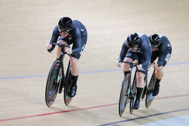UCI Track World Cup: Hong Kong Picture by Alex Whitehead SWpix.com - 17 04 2026 - Cycling - UCI Track World Cup: Hong Kong - Hong Kong Velodrome, Tseung Kwan O, Hong Kong, China - Women™s Team Sprint - First Round - Ellesse Andrews (New Zealand), Riley Faulkner (New Zealand), Olivia King (New Zealand) Hong Kong Hong Kong Velodrome Hong Kong SAR, CHINA Copyright: x xSWpix.comx(t axPhotographyxHubxLtd)xAlexxWhitehead SWpix.comx SWP-3030-12665