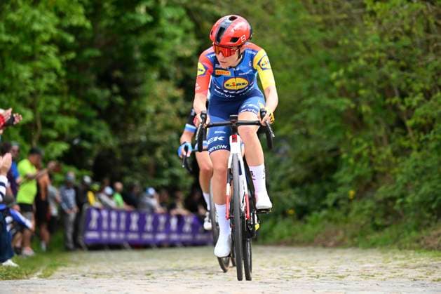 Brabantse Pijl - Fleche Brabanconne Women 2026 Cycling Race OVERIJSE, BELGIUM - APRIL 17 : Adegeest Loes (NED) of Lidl - Trek during the 11th edition of De Brabantse Pijl - La Fleche Brabanconne Women an UCI ProSeries 1.Pro one day cycling road race for Women Elite of 125 km with start in Lennik and finish in Overijse on April 17, 2026 in Overijse, Belgium, 17 04 2026 ( Motordriver Guy De Vuyst - Overijse Belgium  Copyright: xTomasxSiskx