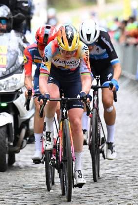 Brabantse Pijl - Fleche Brabanconne Women 2026 Cycling Race OVERIJSE, BELGIUM - APRIL 17 : Van Der Breggen Anna (NED) of Team SD Worx - Protime, Dijkstra Anneke (NED) of VolkerWessels Cycling Team, Adegeest Loes (NED) of Lidl - Trek during the 11th edition of De Brabantse Pijl - La Fleche Brabanconne Women an UCI ProSeries 1.Pro one day cycling road race for Women Elite of 125 km with start in Lennik and finish in Overijse on April 17, 2026 in Overijse, Belgium, 17 04 2026 ( Motordriver Guy De Vuyst - Overijse Belgium  Copyright: xTomasxSiskx