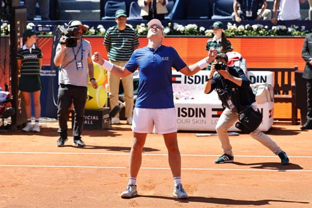 Hamad Medjedovic (SRB), APRIL 17, 2026 - Tennis : Hamad Medjedovic celebrate after winning singles Quarter-finals match against Nuno Borges on the Barcelona Open Banc Sabadell tennis tournament at the Real Club de Tenis de Barcelona in Barcelona, Spain. Noxthirdxpartyxsales  aflo_327231202