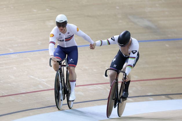 UCI Track World Cup: Hong Kong Picture by Alex Whitehead SWpix.com - 17 04 2026 - Cycling - UCI Track World Cup: Hong Kong - Hong Kong Velodrome, Tseung Kwan O, Hong Kong, China - Men™s Team Sprint - For Gold - Harrie Lavreysen (Netherlands) congratulates Matthew Richardson (Great Britain) on winning the Team Sprint with Joseph Truman (Great Britain) and Harry Ledingham-Horn (Great Britain) Hong Kong Hong Kong Velodrome Hong Kong SAR, CHINA Copyright: x xSWpix.comx(t axPhotographyxHubxLtd)xAlexxWhitehead SWpix.comx SWP-3030-12736