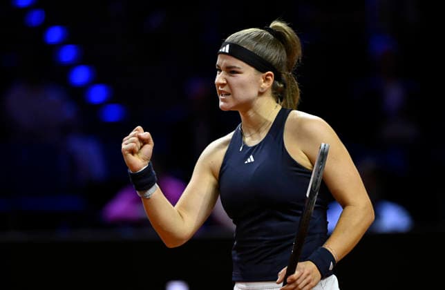 Karolina Muchova CZE Jubel Freude Emotion Tennis Damen Porsche Cup Porsche Tennis Grand Prix GP Stuttgart 2026 Porsche Arena 11 19 04 2026 DFL REGULATIONS PROHIBIT ANY USE OF PHOTOGRAPHS AS IMAGE SEQUENCES AND OR QUASI VIDEO Tennis Damen Porsche Cup Porsche Tennis Grand Prix GP Stuttgart 2026