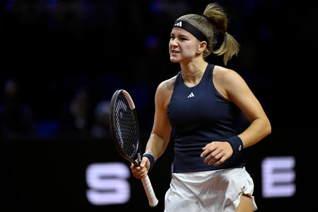 Karolina Muchova CZE Jubel Freude Emotion Tennis Damen Porsche Cup Porsche Tennis Grand Prix GP Stuttgart 2026 Porsche Arena 11 19 04 2026 DFL REGULATIONS PROHIBIT ANY USE OF PHOTOGRAPHS AS IMAGE SEQUENCES AND OR QUASI VIDEO Tennis Damen Porsche Cup Porsche Tennis Grand Prix GP Stuttgart 2026