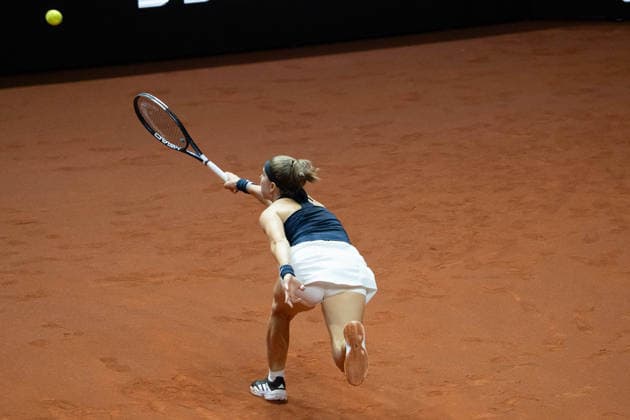 Karolina Muchova CZE in the picture on the ball, action, GER, Karolina Muchova vs Coco Gauff, tennis, ATP tournament, WTA 500, Porsche Tennis Grand Prix, quarterfinals, 15 04 2026, GER, Karolina Muchova vs Coco Gauff, tennis, ATP tournament, WTA 500, Porsche Tennis Grand Prix, quarterfinals, 15 04 2026, Stuttgart Copyright: xEibner-Pressefoto EdwardxCheungx EP_ECG