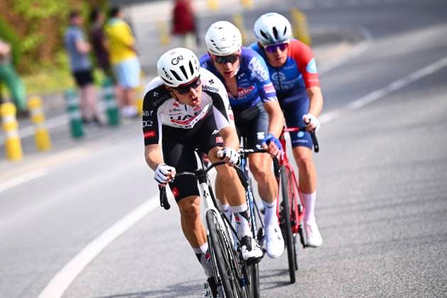 Brabantse Pijl - Fleche Brabanconne 2026 Cycling Race OVERIJSE, BELGIUM - APRIL 17 : Cosnefroy Benoit (FRA) of UAE Team Emirates - XRG, Debruyne Ramses (BEL) of Alpecin-Premier Tech , Gregoire Romain (FRA) of Groupama - FDJ United during the 66th edition of De Brabantse Pijl - La Fleche Brabanconne an UCI ProSeries 1.Pro one day cycling road race for Men Elite of 162 km with start in Beersel and finish in Overijse on April 17, 2026 in Overijse, Belgium, 17 04 2026 ( Motordriver Kenny Verfaillie - Overijse Belgium  Copyright: xGvgx