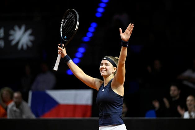 Karolina Muchova CZE Cheers Joy Emotion after winning the match Gesture Gesture Flag Czech Republic Tennis Womens Porsche Cup Porsche Tennis Grand Prix GP Stuttgart 2026 Porsche Arena 11 19 04 2026 DFL REGULATIONS PROHIBIT ANY USE OF PHOTOGRAPHS AS IMAGE SEQUENCES AND OR QUASI VIDEO Tennis Womens Porsche Cup Porsche Tennis Grand Prix GP Stuttgart 2026