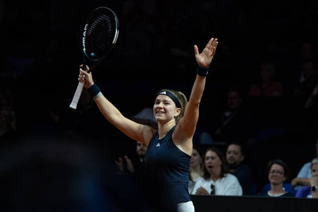 Karolina Muchova CZE in picture, cheering, emotion, joy, gesture, GER, Karolina Muchova vs Coco Gauff, tennis, ATP tournament, WTA 500, Porsche Tennis Grand Prix, quarterfinals, 15 04 2026, GER, Karolina Muchova vs Coco Gauff, tennis, ATP tournament, WTA 500, Porsche Tennis Grand Prix, quarterfinals, 15 04 2026, Stuttgart Copyright: xEibner-Pressefoto EdwardxCheungx EP_ECG