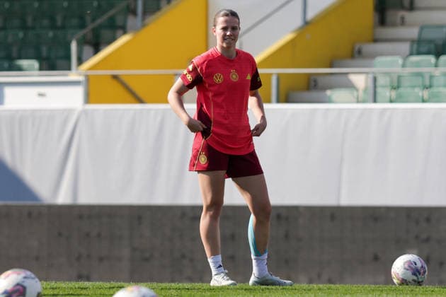 17 04 2026, xgrfx, Football DFB Media Dates, German Womens National Team Training v l Sarah Mattner Trembleau German Womens National Team DFL DFB REGULATIONS PROHIBIT ANY USE OF PHOTOGRAPHS as IMAGE SEQUENCES and or QUASI VIDEO Ried